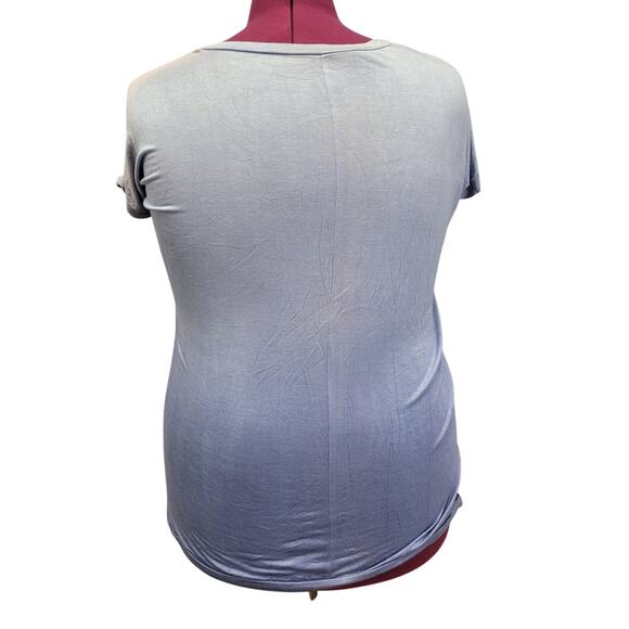 Oh Concept Collection Womens L/XL Short Sleeve V Neck Ombre Tee Shirt - Picture 4 of 7